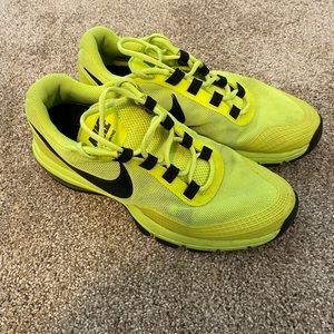 Used Nike Air Max TR 365 Volt Black Size 9.5